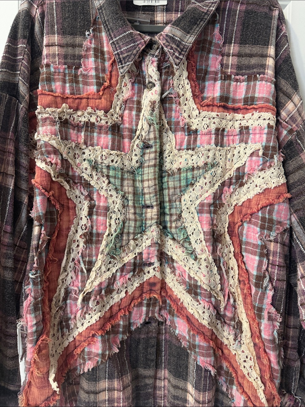 Oli & Hali Multicolor Plaid Button-Down Shirt with Star Appliqué - Picture 3 of 4